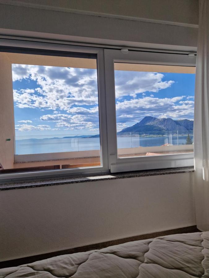 Island Luxury View Nemira Omis