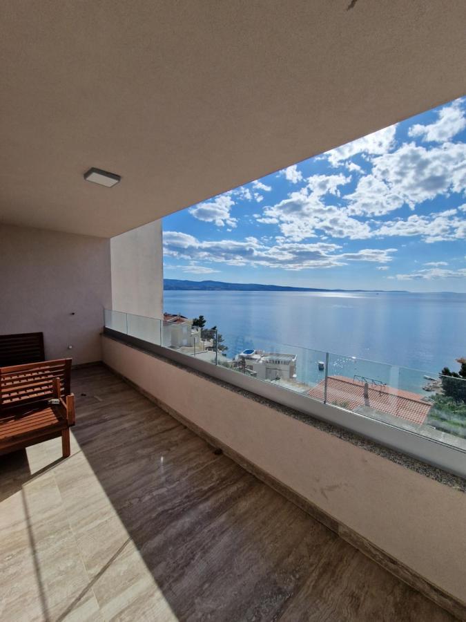 Island Luxury View Nemira Omis