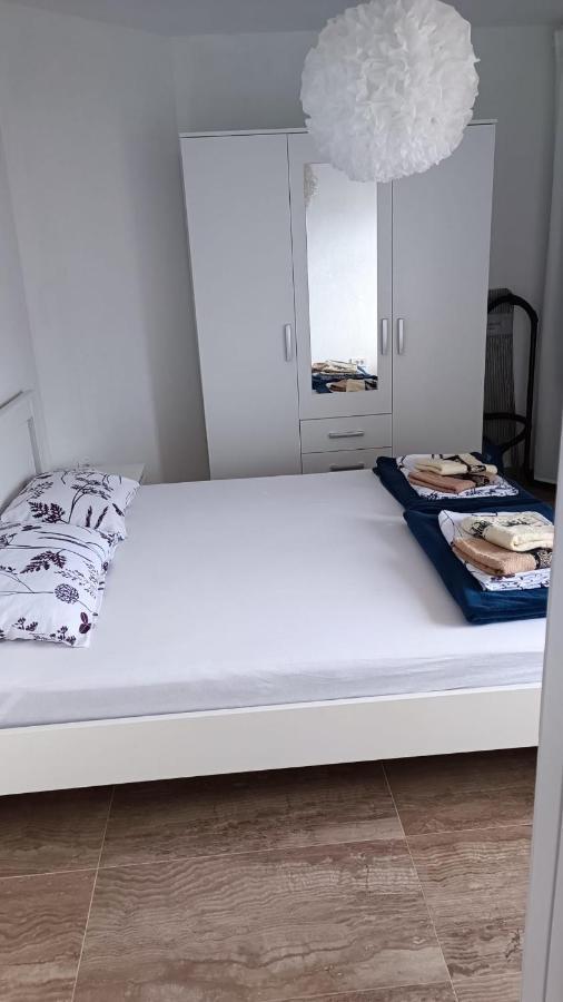 Apartment Island Luxury View Nemira